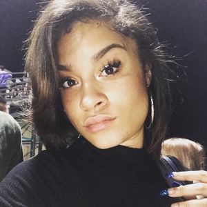 Meet your Posher, Chelsea